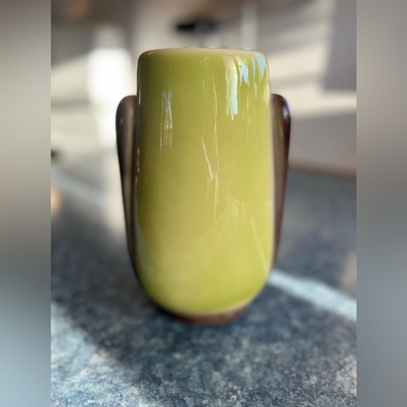 Royal Copley Leaf Vase - Picture 3 of 3